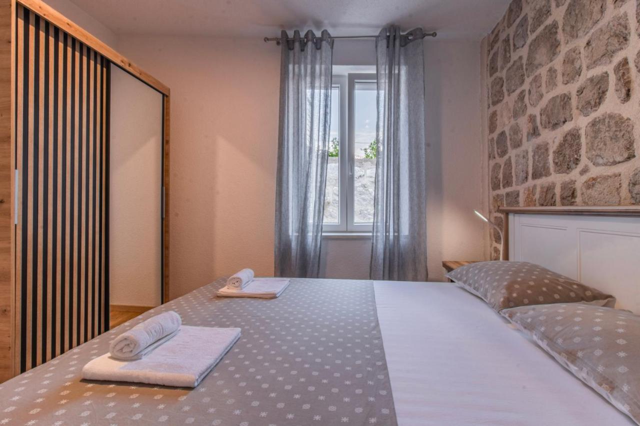 Apartments Florian Lopud Exterior foto